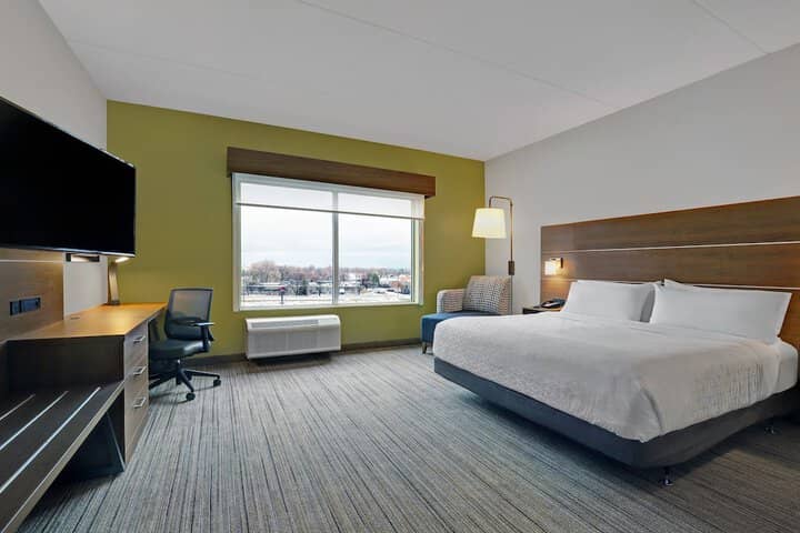 Room 6 of 57