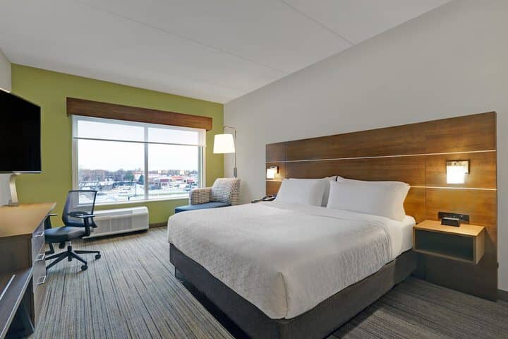 Room 19 of 57
