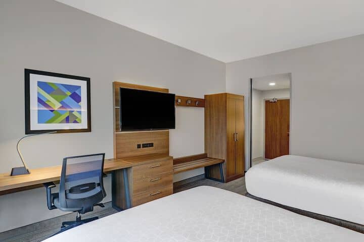 Room 14 of 57