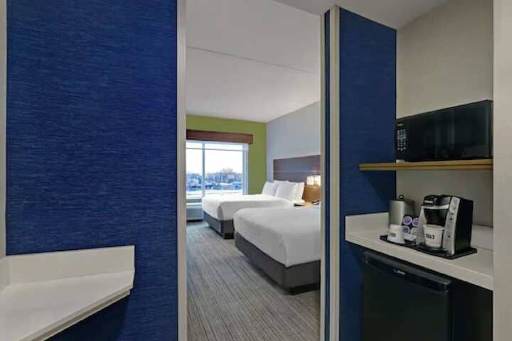 Room 3 of 57