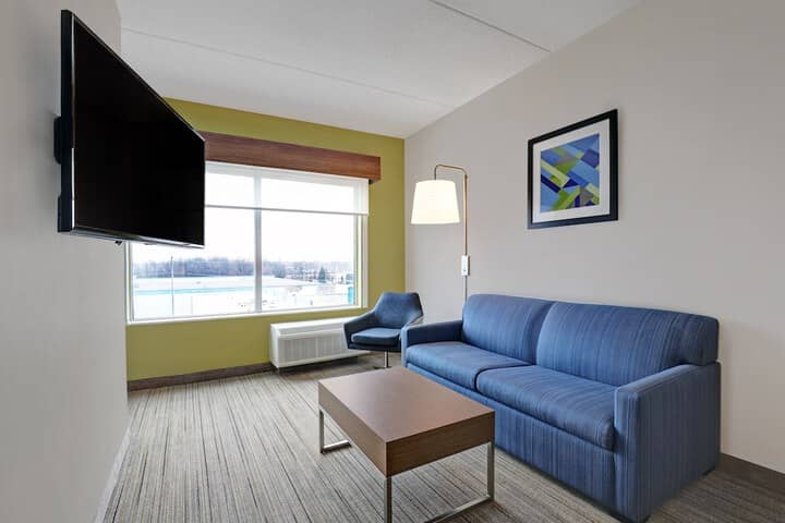 Room 7 of 57