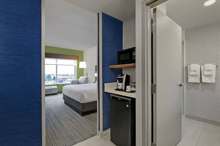 Room 12 of 57